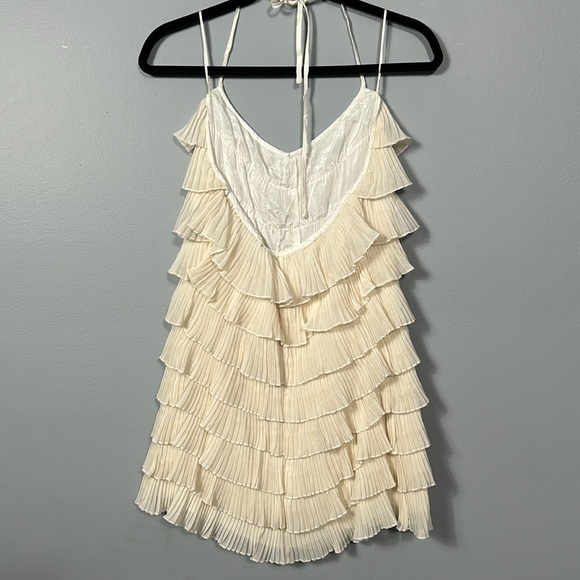 Guess Women’s Mini Pleated Layered Tulle Open Back Dress size S - Picture 7 of 9